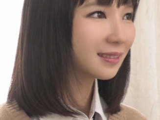 【お嬢様のスク水騎乗位】『お尻で感じるの…』高貴なお嬢様がスクール水着で大胆に！ぷりっとした美尻を揺らしながら、騎乗位で激しく突かれて快感に溺れる！お嬢様の隠れたエロさが爆発！！