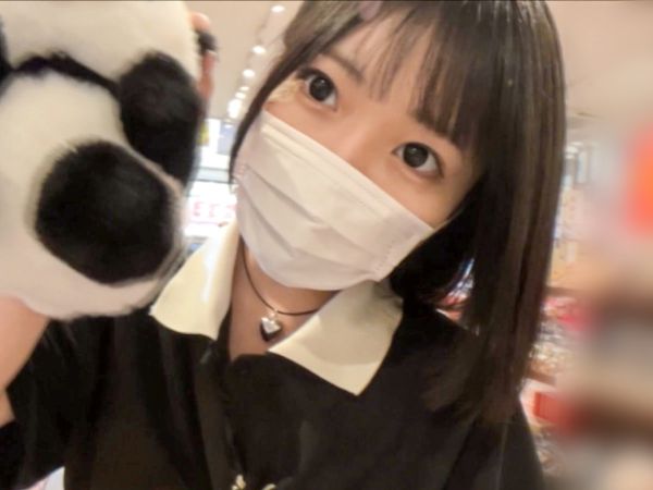 【爆乳素人女子の冒険】『ノーブラで歩いてたらナンパされちゃった…』Hカップの巨乳ちゃんが即ホテルでハメ撮り体験！フェラ＆パイズリからコスプレプレイまで、痙攣するほど感じちゃう！♡