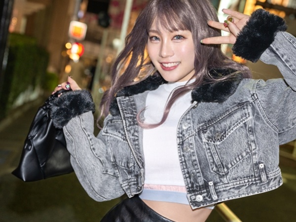 【ナンパ成功！ギャルとホテルでヤンチャSEX】激カワギャルをゲット！ホテルでギャルムーブ全開♡チンポに跨り腰振りまくりでイキ乱れる！エロかわギャルの本気プレイに興奮必至！