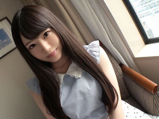 【ウブ美少女AVデビュー】黒髪ロングの19歳、大人しめな子が大胆出演！美白のピチピチ美尻が最高すぎる♥初々しいエロさに悶絶！