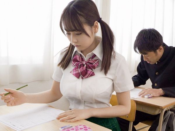 【巨乳アイドル乱交】『やだ…いっぱい出てる…』Gカップのクラスマドンナが初体験！膣内で精子を感じまくる連続種付けSEX！ウブなアイドルが乱交で快楽に目覚め、巨乳を揺らしながらイキまくる！♡