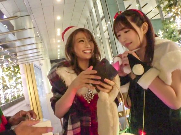 【ギャルサンタの逆ナンパ】『今夜は私がプレゼント♡』イケイケキャバ嬢がクリスマスの夜に絶倫痴女に変身！サンタコスで朝までハメまくるエロすぎる性夜！