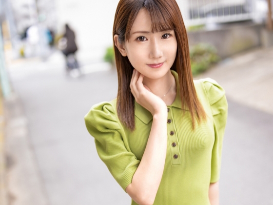 【スレンダー美少女がお宅訪問♡】めちゃカワ素人が男性宅で濃厚セックス！カラダを密着させて感じまくる姿がエロすぎる！