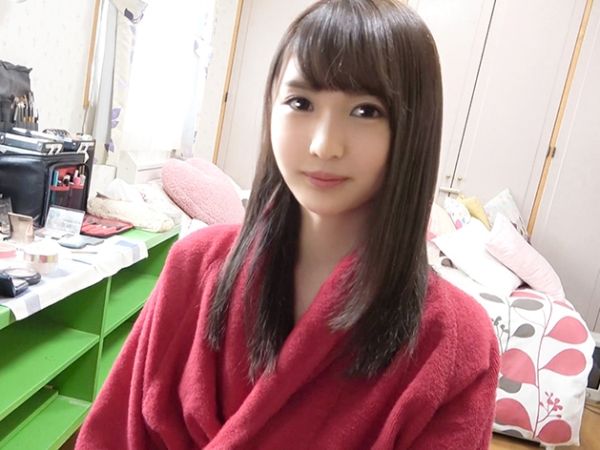 【生ハメ初体験】『こんなの初めて…』色白スレンダー美少女が人生初の生挿入に悶絶！美乳美尻を揺らしながら未知の快感に溺れる濃厚セックス！フェラから本番まで、全部見せちゃう！♡