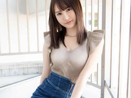 【美巨乳女神が素人宅訪問】『今日はいっぱい気持ちよくなろうね♡』エッチな女神が素人くんの家に突撃！敏感おマ○コでギンギンちんこを優しく包み込み、濃厚セックスで素人くんをメロメロにしちゃう！