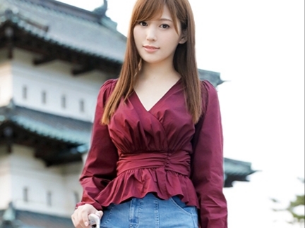 【マジカワ美少女が素人宅訪問！】愛音まりあちゃんがエチエチご奉仕セックスで素人男性をメロメロに！濃厚プレイで大興奮間違いなし♡（※女優名は除く）