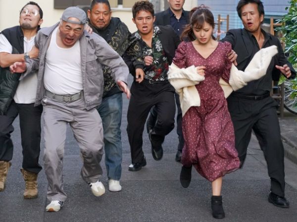 【NTR】(タイトル1) 【女子大生の危険な遊び】『やだ…気持ちいい…』20歳のピチピチ女子大生が先輩に誘われて初体験!制服姿でエッチな遊びにハマっちゃった♥ (タイトル2) 【人妻の夜這い】『旦那が寝てるのに…』30代美熟女が夜這いされて抵抗するも、濡れまくりオマンコで中出しセックス!背徳感がたまらない♡ (タイトル3) 【JKの秘密のバイト】『お金欲しさに…』黒髪清楚な女子高生が裏バイトでエッチなサービス!制服姿でチ○ポを咥え込み、濡れまくりセックス♥夜職時代に大金を貢ぎ続けていた粘着質なおっさんの借金の肩代わりにカラダを弄ばれるスレンダー美巨乳お姉さん!